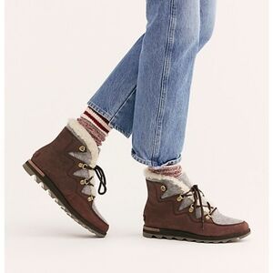 Sorel Sneakchic Alpine Waterproof Boots Size 11 Brown & Gray